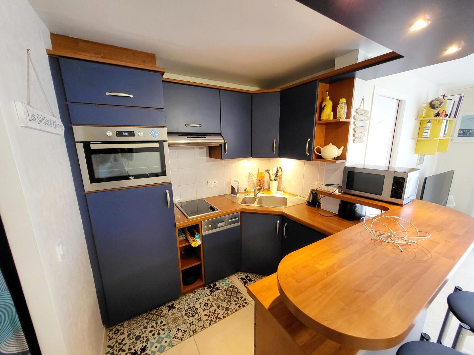 Appartement Moderne Au Centre-Ville, 150M Plage, Wifi, Confort Ideal Pour Familles - Fr-1-92-876 レ・サ​​ーブル・ドロンヌ エクステリア 写真