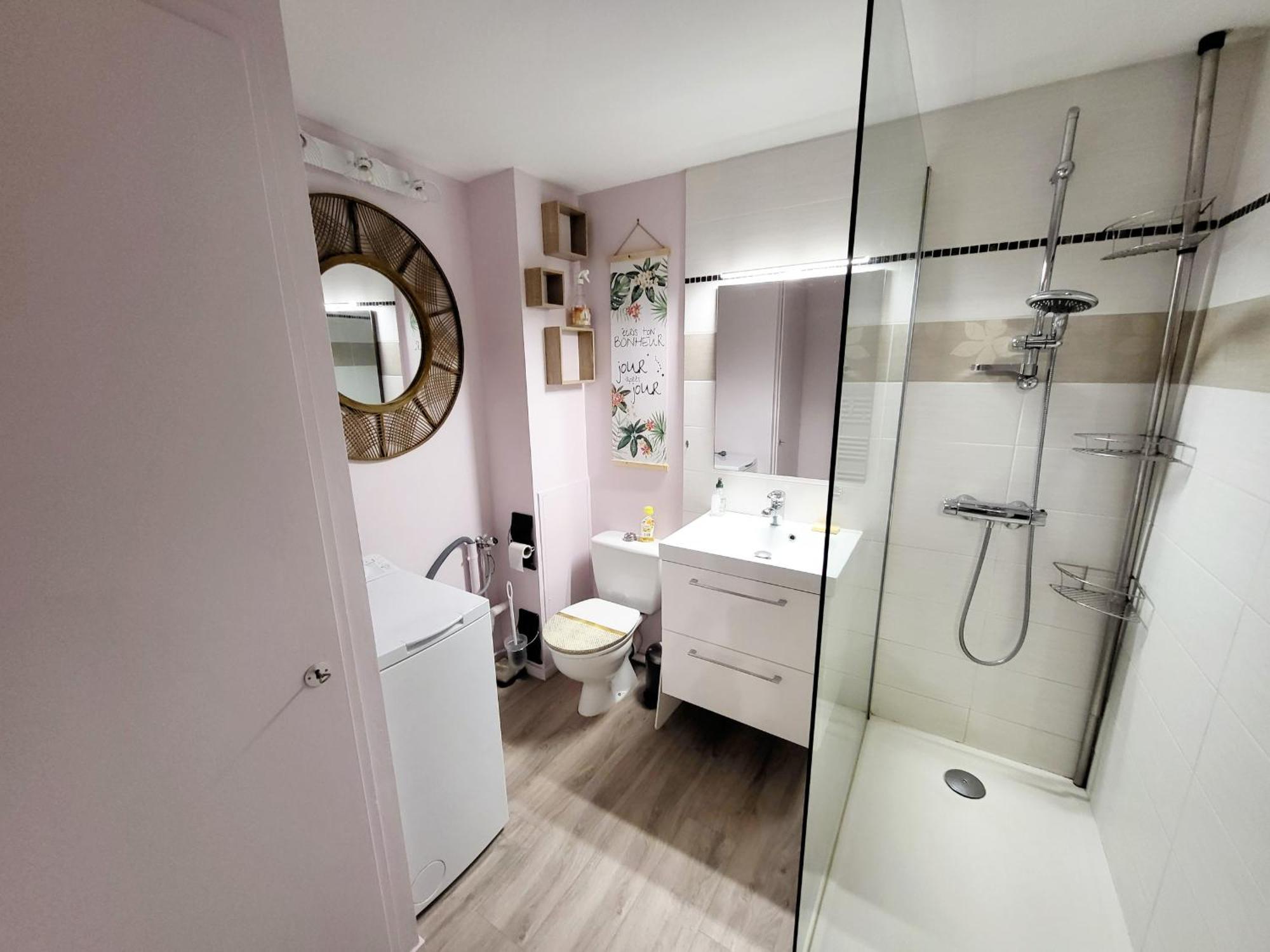 Appartement Moderne Au Centre-Ville, 150M Plage, Wifi, Confort Ideal Pour Familles - Fr-1-92-876 レ・サ​​ーブル・ドロンヌ エクステリア 写真