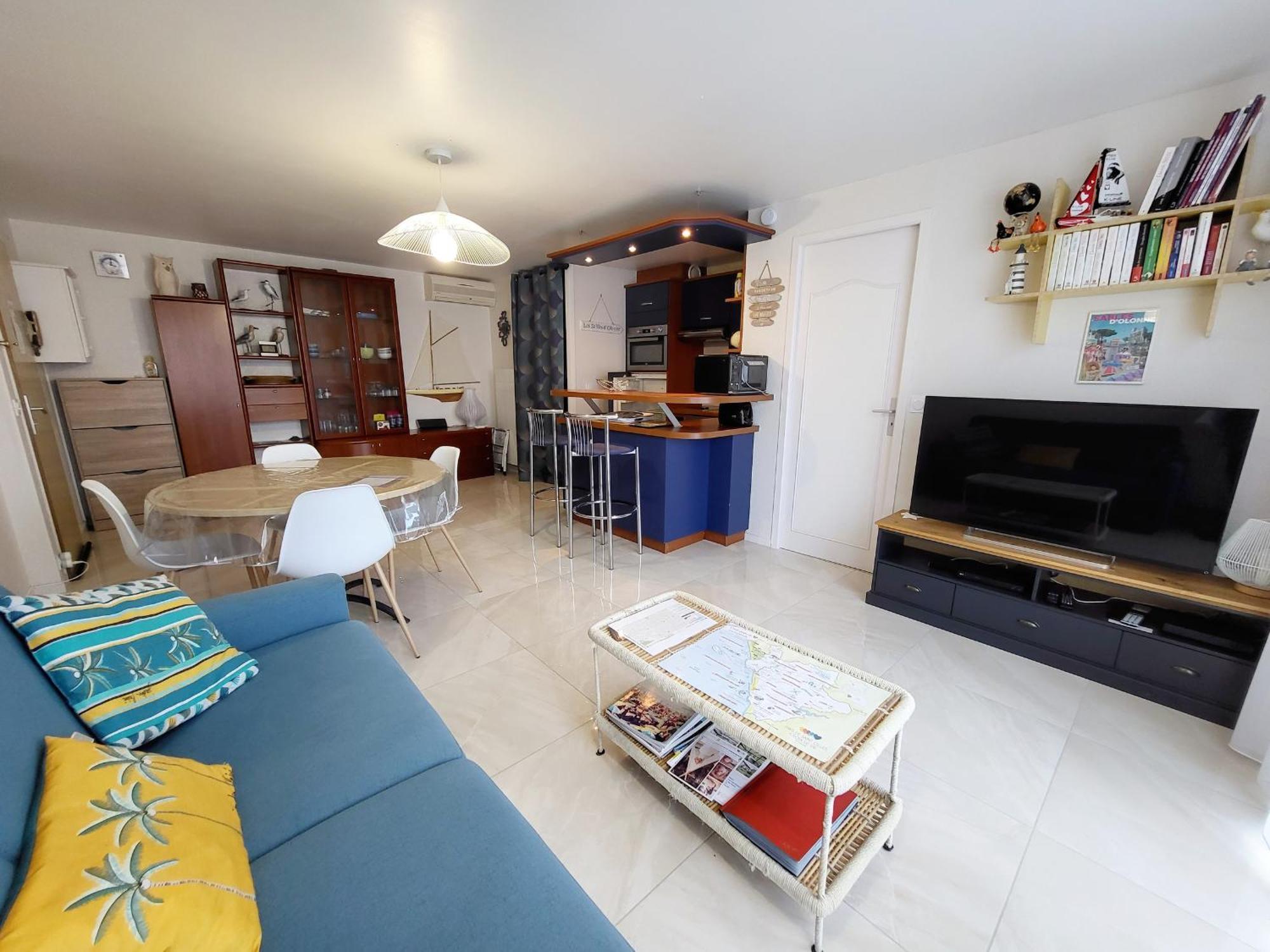 Appartement Moderne Au Centre-Ville, 150M Plage, Wifi, Confort Ideal Pour Familles - Fr-1-92-876 レ・サ​​ーブル・ドロンヌ エクステリア 写真